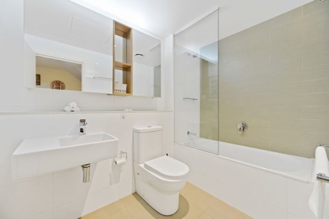 HomeHotel Luxurious Next To Shopping - Accommodation Perth 2