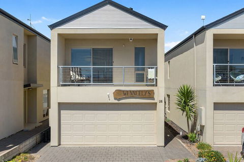 Wenneelys 26 / 45 St. Andrews Boulevard - Accommodation Perth 2