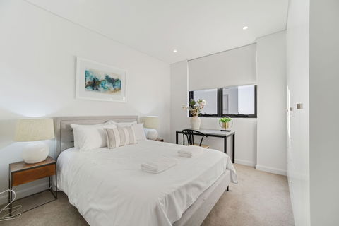HomeHotel Boutique & Luxurious Apartment Super Clean - Accommodation Perth 4