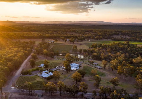 Ironbark Villa 1 - Accommodation Perth 2