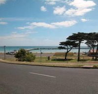 Portarlington Holiday Units  Pool - Accommodation Perth