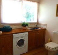 Australian Home Away at Eltham Venn Cottage - Perth Resorts