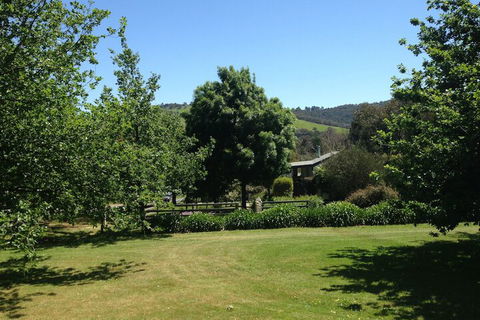 Yarraglen BnB - Perth Resorts 2