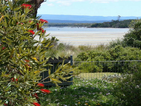 Pelican Bay Bed & Breakfast - Accommodation Perth 4