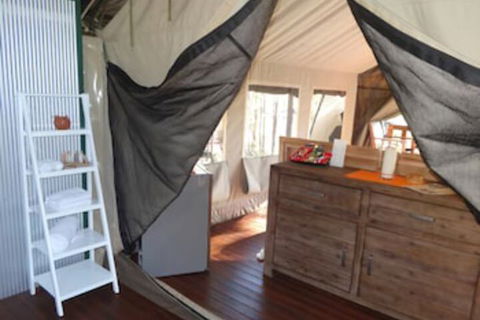 Murphy's Creek Hideaway - Perth Resorts 5