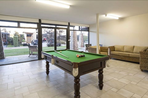 Regency Beach Club - Accommodation Perth 5