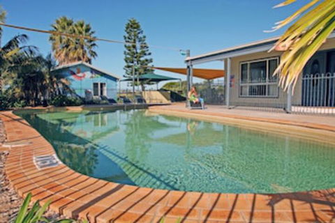 Surf Beach Holiday Park - Accommodation Perth 0