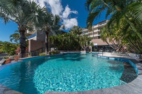 Executive On Whisper Bay Cannonvale - Accommodation Perth 3