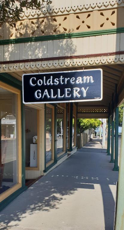 Village Stays Coldstream Gallery Bungalow - Perth Resorts 4