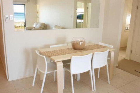 Hi Surf #4 4 / 101 Avoca Drive Avoca Beach - Accommodation Perth 7
