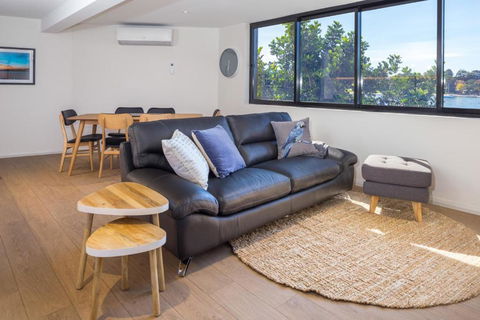 Bridge View Apartments - Accommodation Perth 2
