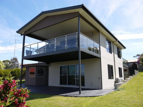 Luxury Near Old Pier Beach - Accommodation Perth 2