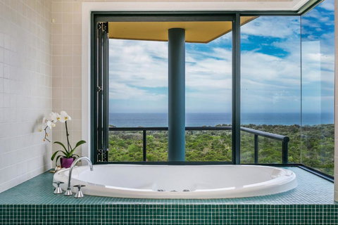 A SWEET ESCAPE Above Byron - Perth Resorts 2