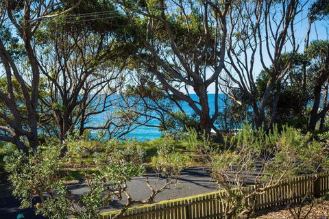 Magical Mystery Bay Road - Perth Resorts 4