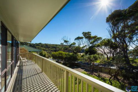 Magical Mystery Bay Road - Perth Resorts 5