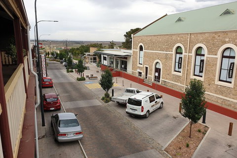 Balcony On Sixth Lodge - Accommodation Perth 3