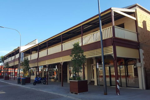 Balcony On Sixth Lodge - Accommodation Perth 1