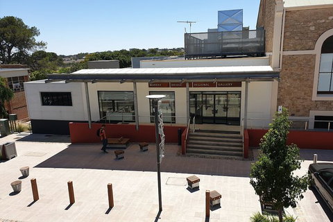 Balcony On Sixth Lodge - Accommodation Perth 4