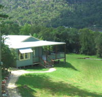 Singletons Retreat - Perth Resorts