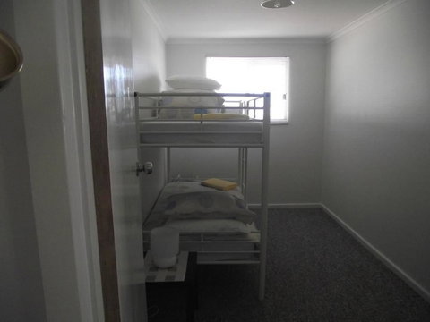 Aly's Cottage - Perth Resorts 5