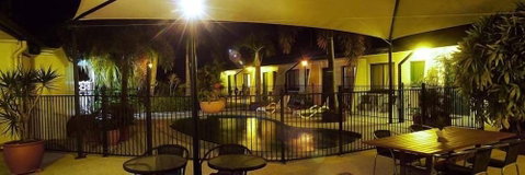 Peppercorn Motel - Accommodation Perth 2