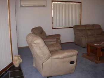 The Real McCoy Holiday Accommodation - Accommodation Perth 5
