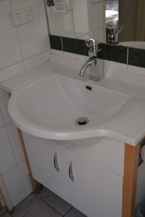 YTI Garden Hotel - Accommodation Perth 5