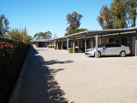 Oakey Motor Inn - Accommodation Perth 1