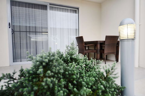 Oaks Middlemount Suites - Accommodation Perth 4