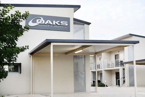 Oaks Middlemount Suites - Accommodation Perth 3