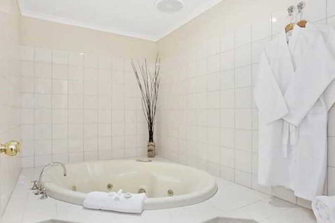 Comfort Inn Noahs In The Valley - Accommodation Perth 1