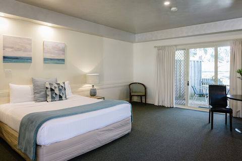 Fairways Resort - Accommodation Perth 2