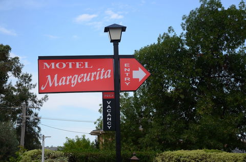 Motel Margeurita - Perth Resorts 1