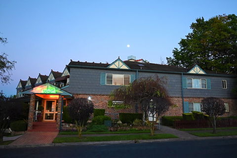 Grand Country Lodge Motel - Accommodation Perth 4