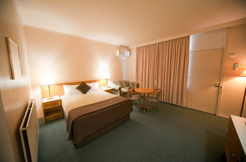 Posthouse MotorLodge - Accommodation Perth 6