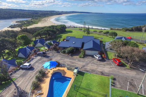 Beach Cabins Merimbula - Accommodation Perth 7