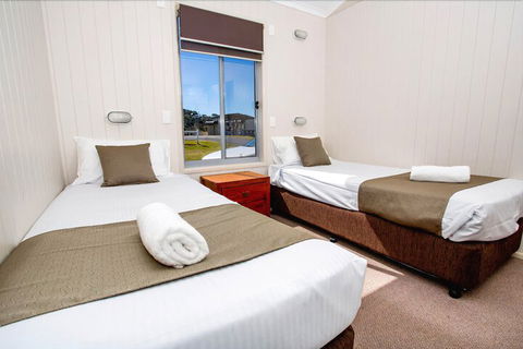 Reflections Holiday Parks Shaws Bay - Perth Resorts 6