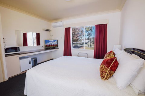 Boulevard Motel - Perth Resorts 4