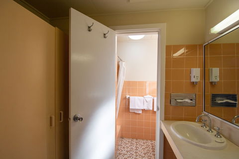 Midcity Motor Lodge - Accommodation Perth 6