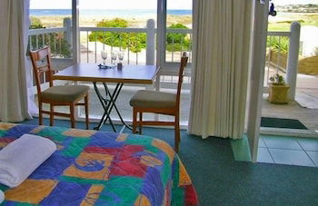 A Great Ocean View Motel - Accommodation Perth 3