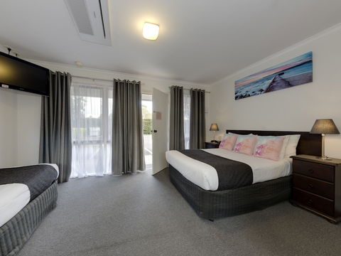 Frankston Motel - Perth Resorts 3