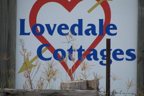 Lovedale Cottages - Accommodation Perth 5