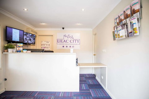 Lilac City Motor Inn & Steakhouse - Accommodation Perth 4