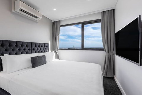 Meriton Suites Kent Street, Sydney - Accommodation Perth 5