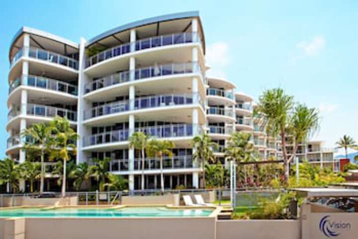North Cairns QLD Perth Resorts