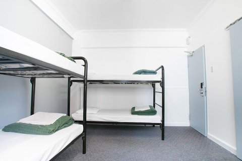 Westend Backpackers Hostel - Accommodation Perth 7