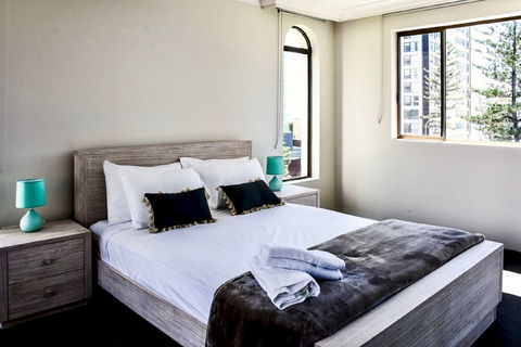 Copacabana Holiday Apartments - Accommodation Perth 6