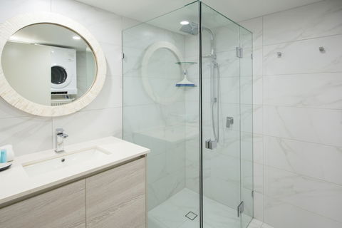 Miami Beachside Holiday Apartments - Perth Resorts 4