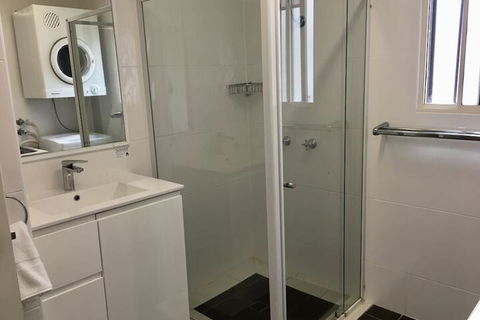 Burleigh Palms Holiday Apartments - Accommodation Perth 5