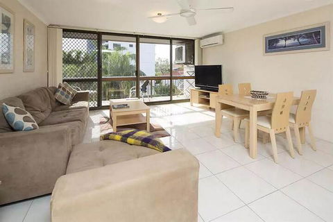 Burleigh Palms Holiday Apartments - Accommodation Perth 6